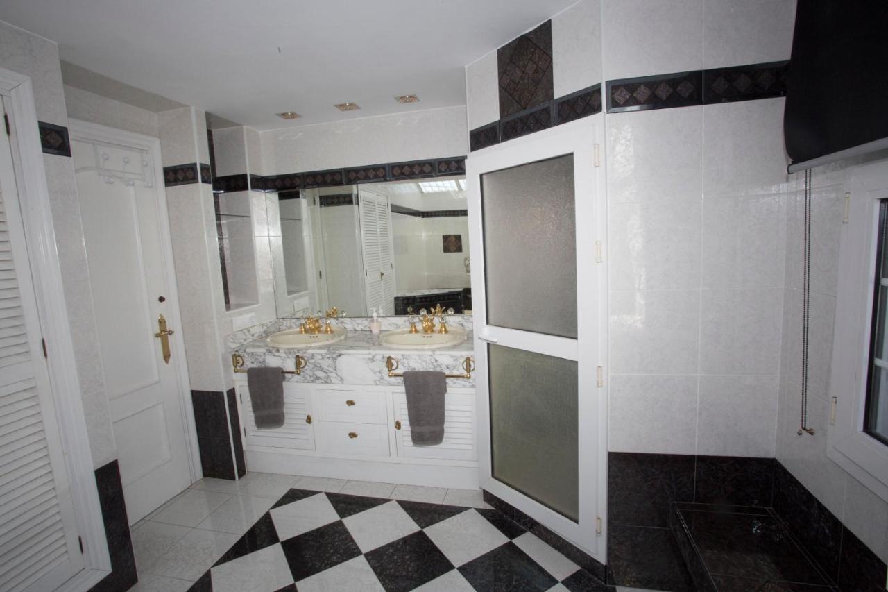 Alojamiento El Chaparro Barbate Junto A La Venta El Loro Exteriér fotografie